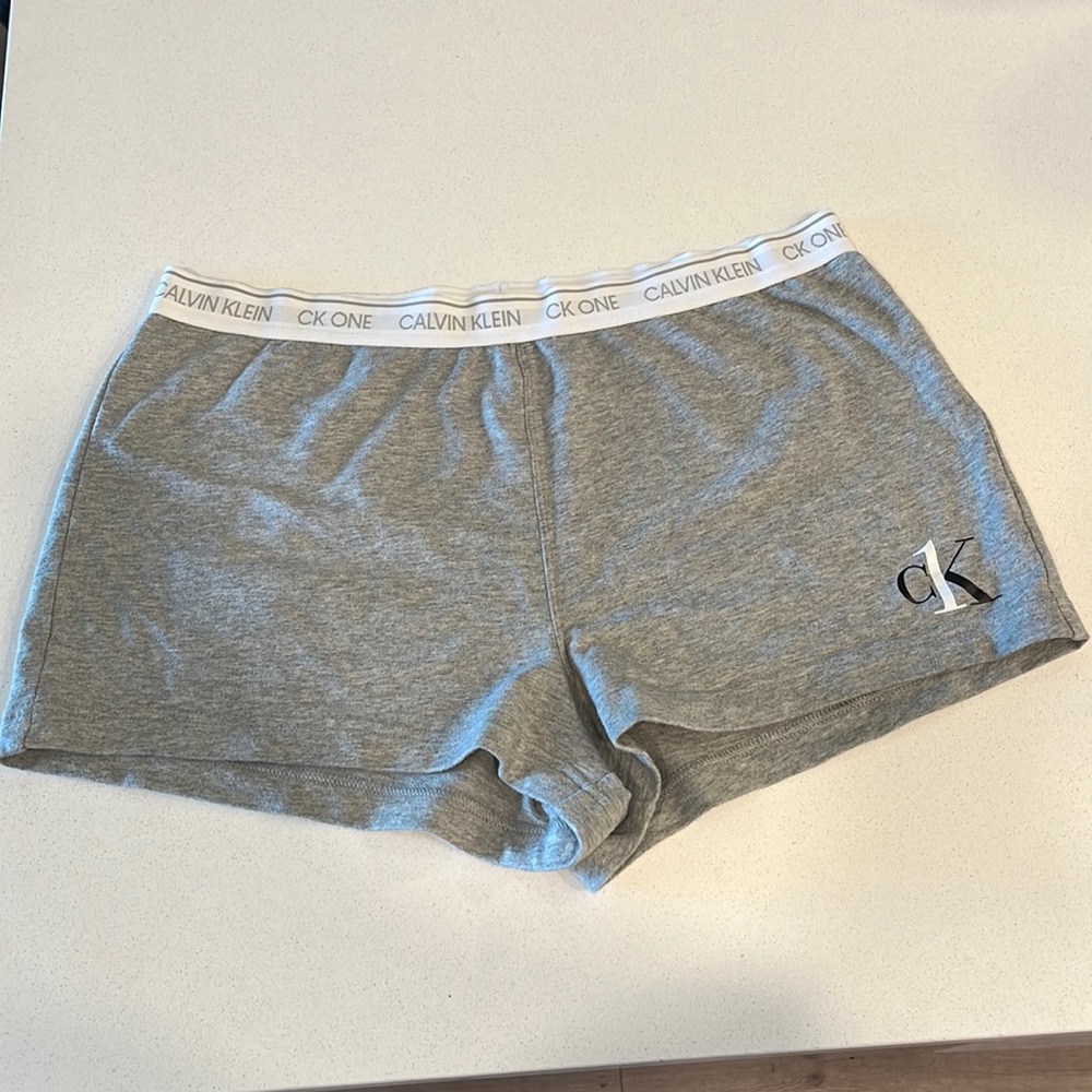 CALVIN KLEIN SHORTS